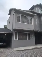 Ubicado en Castelnouvo-Tonsupa, Esmeraldas